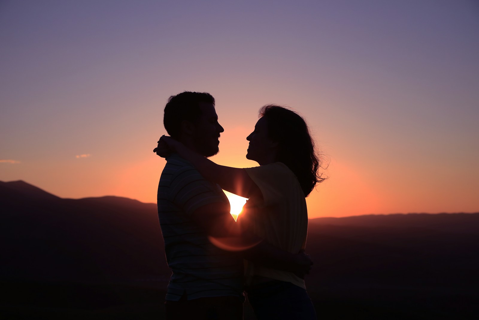 10 Best Marriage Advice Books Every Christian Couple Should Read