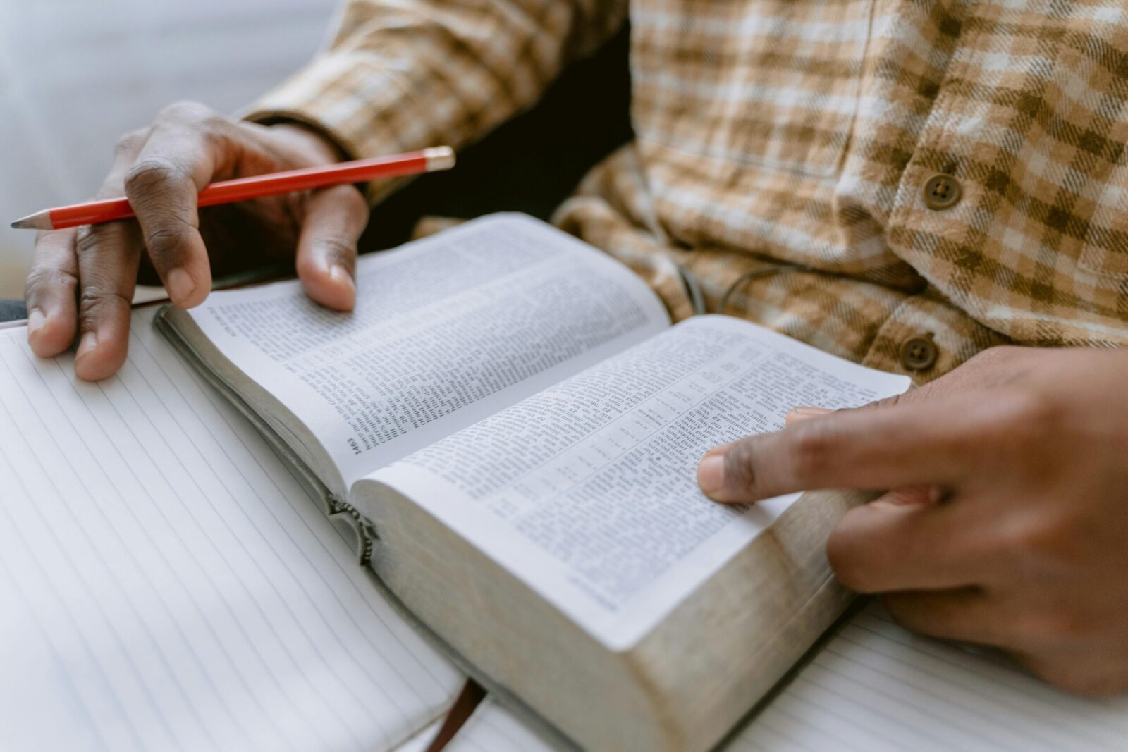 Best Bible Study Tools for Beginners: Everything a New Christian Needs to Understand Scripture